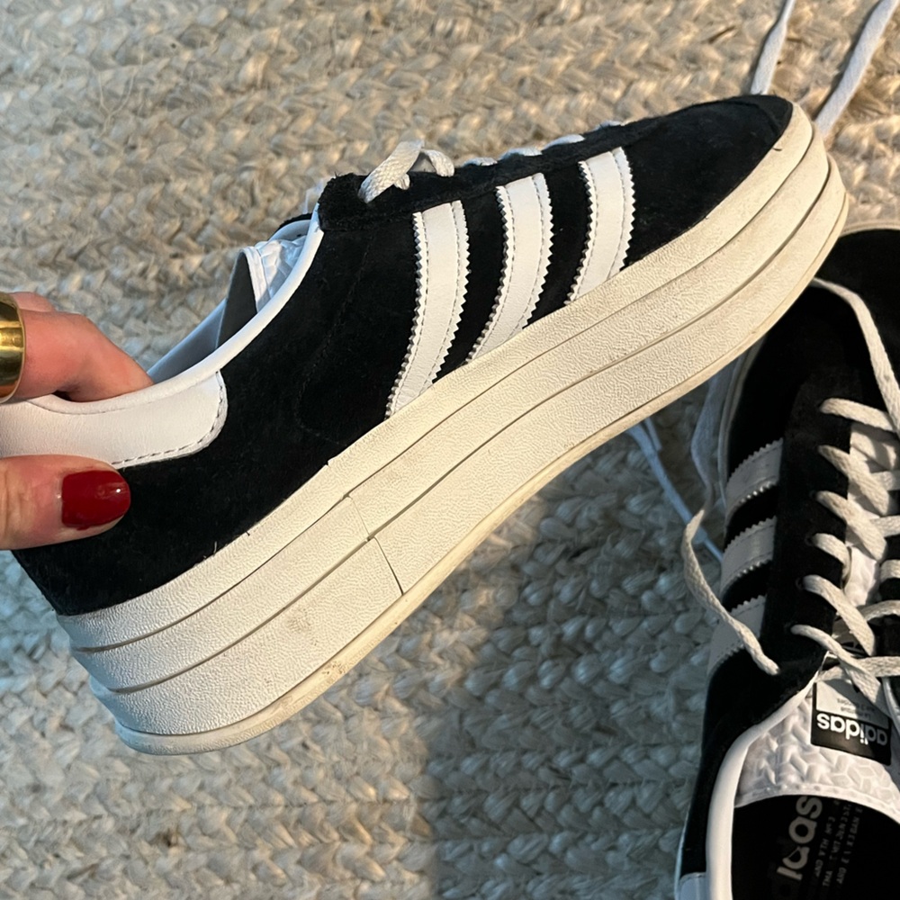 Adidas black platform gazelle